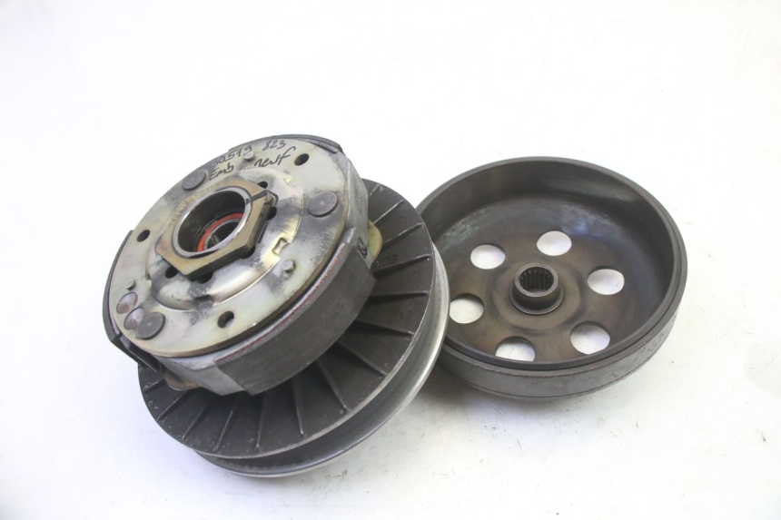 photo de EMBRAYAGE QUADRO 4 4D 350 (2015 - 2018) - Vue principale