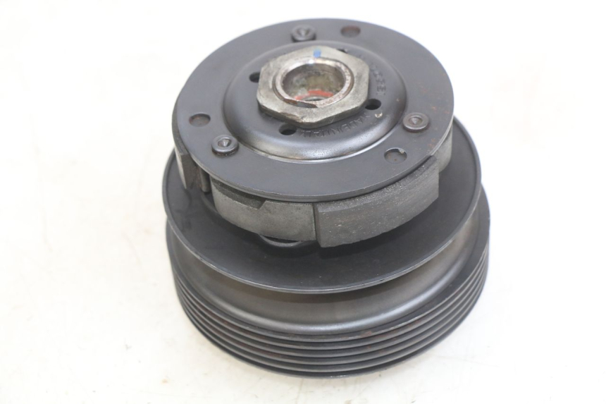 photo de EMBRAYAGE KYMCO AGILITY NAKED RENOUVO 2T 50 (2011 - 2018) - Points de fixation