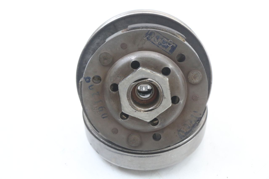 photo de Clutch KYMCO AGILITY RS 4T 50 (2009 - 2013) - Autre angle de vue