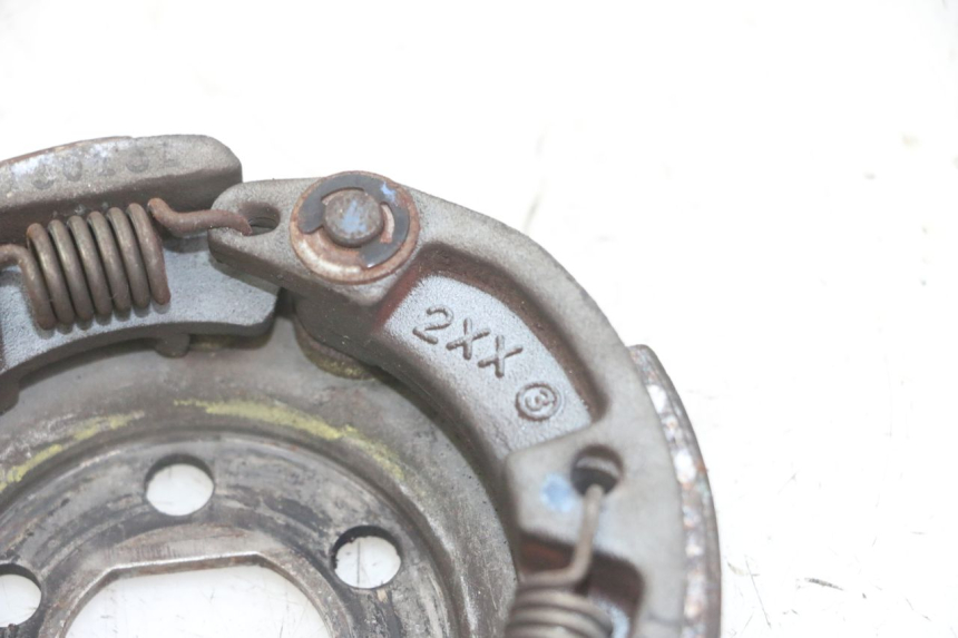 photo de EMBRAYAGE MBK BOOSTER SPIRIT NAKED 50 (2004 - 2017) - Vue d’ensemble