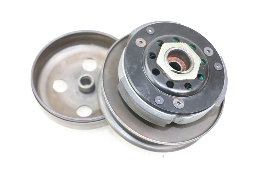 photo de EMBRAYAGE PEUGEOT BUXY 50 (1993 - 1998) - Gros plan technique