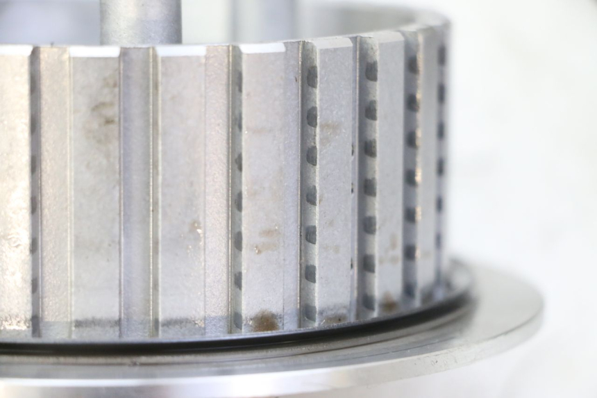 photo de EMBRAYAGE HONDA CB R 1000 (2018 - 2023) - Détails caractéristiques