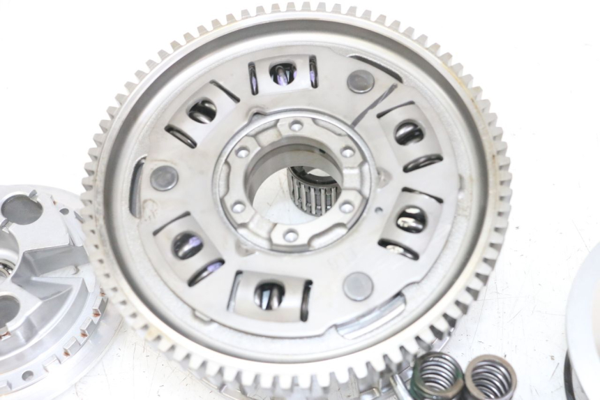 photo de EMBRAYAGE HONDA CB R 1000 (2018 - 2023) - Photo complémentaire