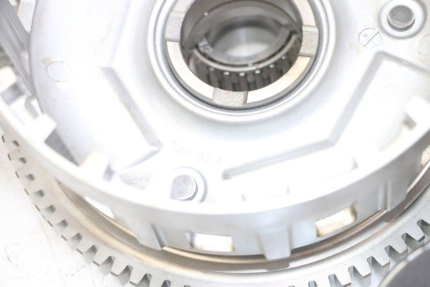 photo de EMBRAYAGE HONDA CB R 1000 (2018 - 2023) - Angle alternatif