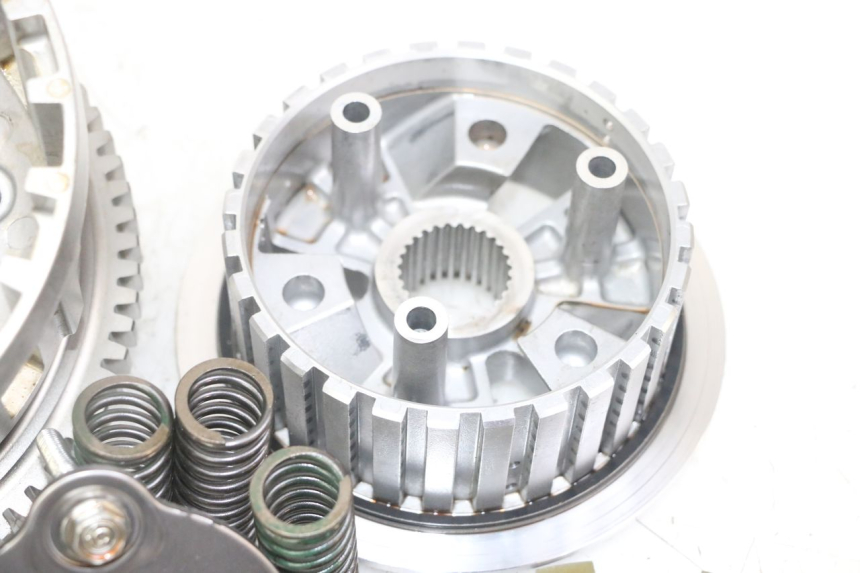 photo de EMBRAYAGE HONDA CB R 1000 (2018 - 2023) - Autre angle de vue