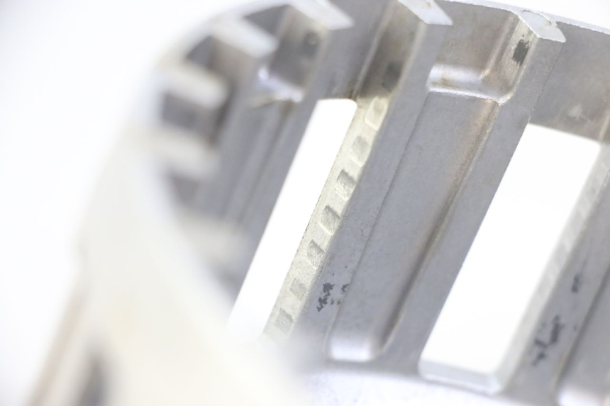 photo de EMBRAYAGE HONDA CB R 1000 (2018 - 2023) - État de surface