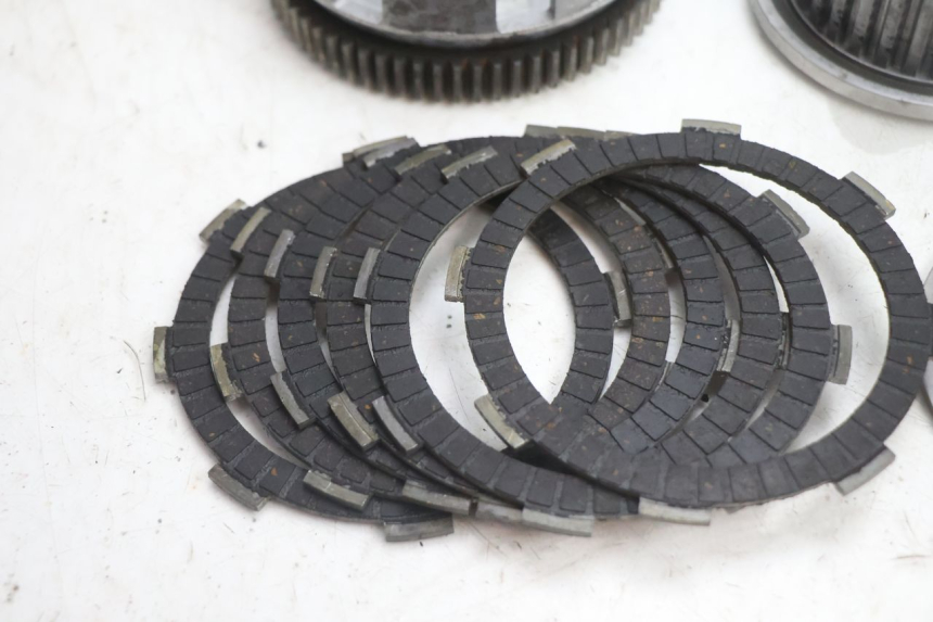 photo de EMBRAYAGE HONDA CB TWO FIFTY 250 (1991 - 2002) - Détail de la pièce