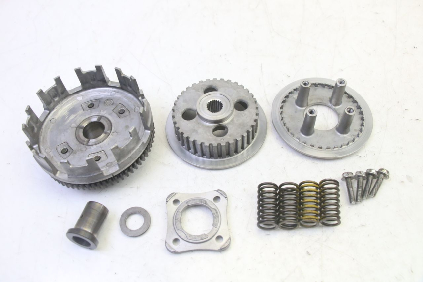 photo de EMBRAYAGE HONDA CBF 125 (2009 - 2015) - Vue principale