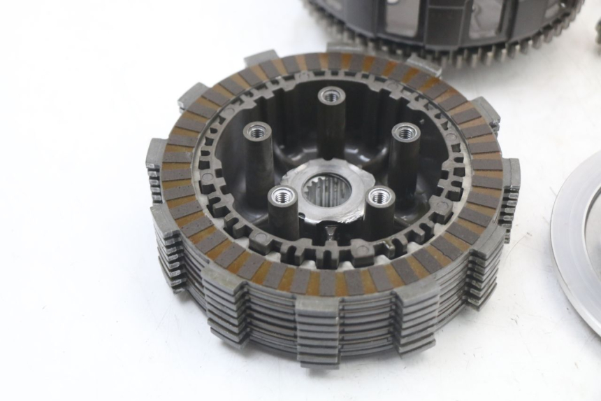 photo de EMBRAYAGE HONDA CRF R 250 (2020 - 2021) - État de surface