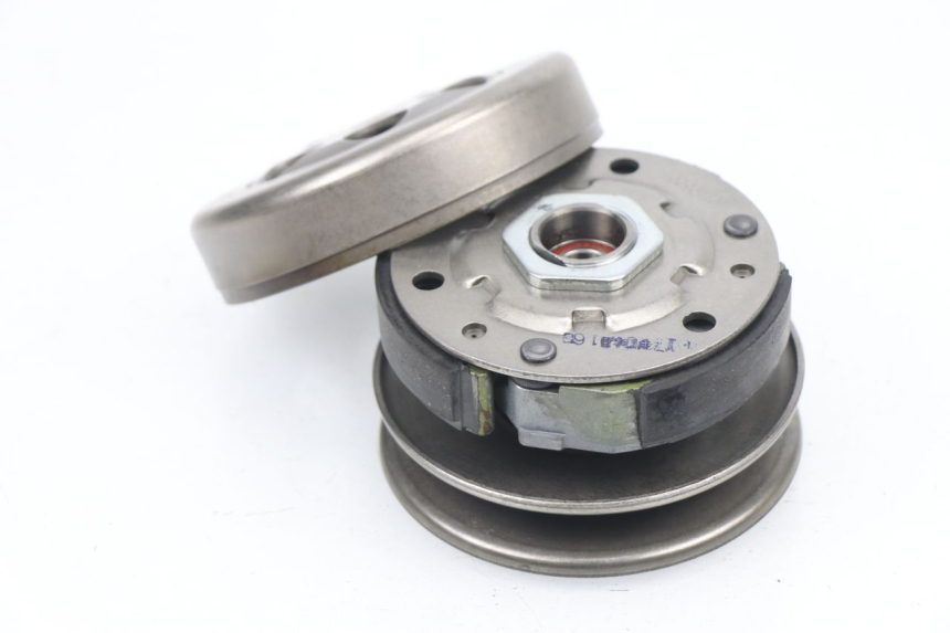 photo de EMBRAYAGE LONGJIA DIGITA 2T 50 (2006 - 2018) - Gros plan technique