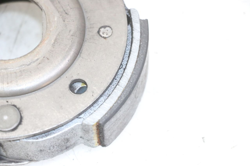 photo de EMBRAYAGE PEUGEOT ELYSTAR 125 (2002 - 2007) - Vue d’ensemble