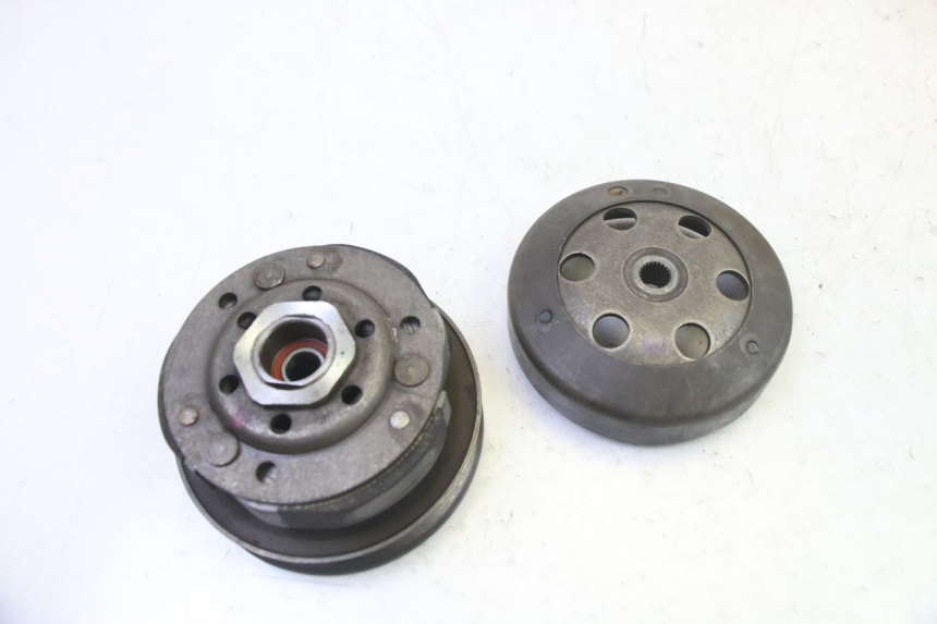 photo de EMBRAYAGE PEUGEOT ELYSTAR 50 (2002 - 2014) - Vue d’ensemble