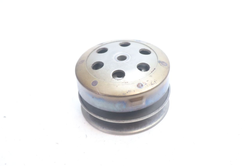 photo de EMBRAYAGE JM MOTORS EVOLIS 4T 50 (2018 - 2022) - Gros plan technique