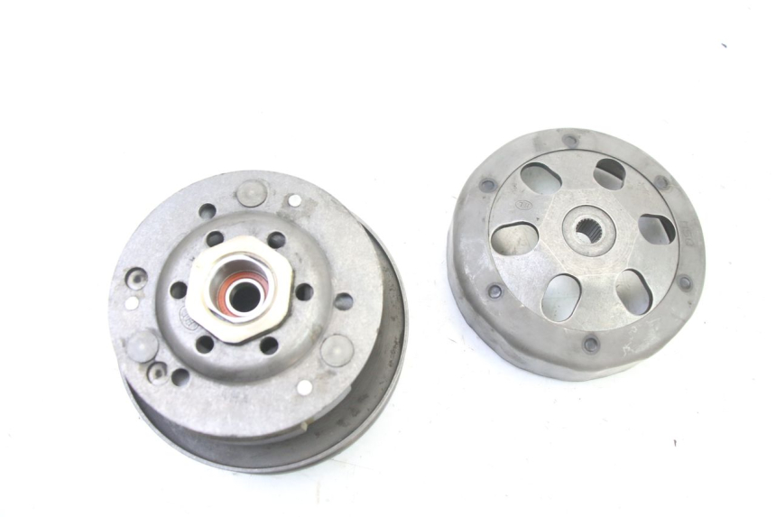 photo de EMBRAYAGE SYM FIDDLE 2 50 (2008 - 2013) - Gros plan technique