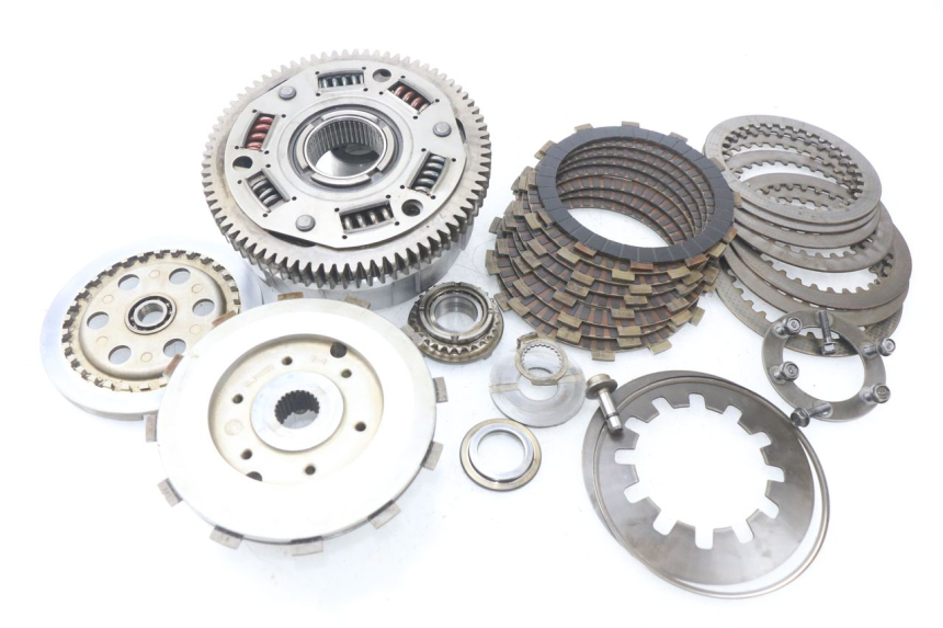 photo de EMBRAYAGE YAMAHA FJR ABS 1300 (2006 - 2012) - Points de fixation