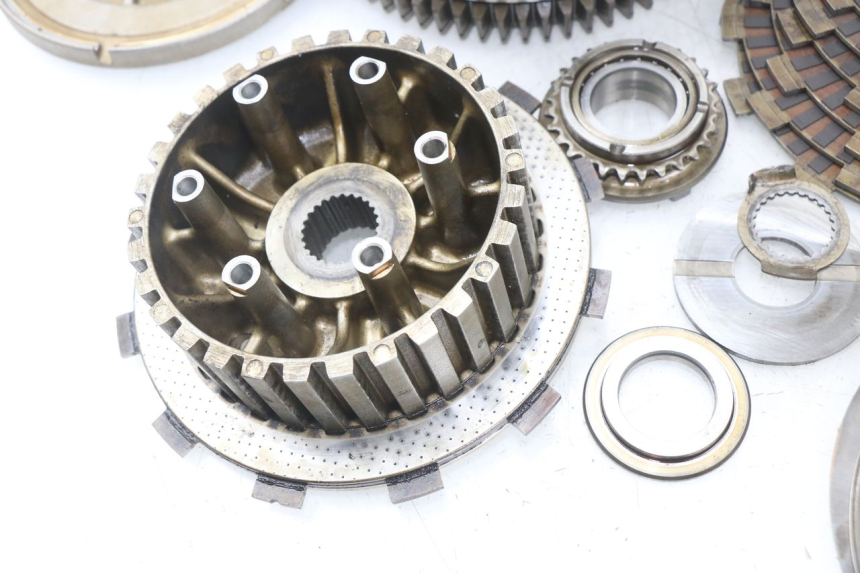 photo de EMBRAYAGE YAMAHA FJR ABS 1300 (2006 - 2012) - État de surface