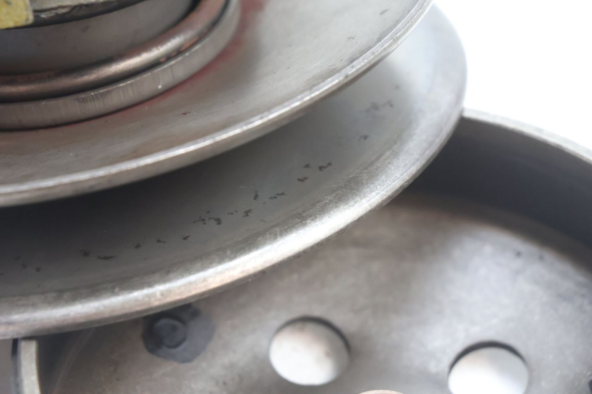 photo de EMBRAYAGE PIAGGIO FLY 2T 50 (2004 - 2017) - État de surface