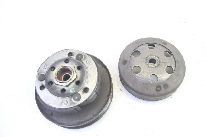 photo de EMBRAYAGE PIAGGIO FLY 4T 50 (2013 - 2017) - Autre angle de vue