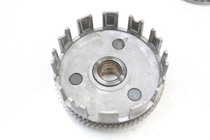 photo de Clutch HYOSUNG GF 125 (2001 - 2005) - Gros plan technique