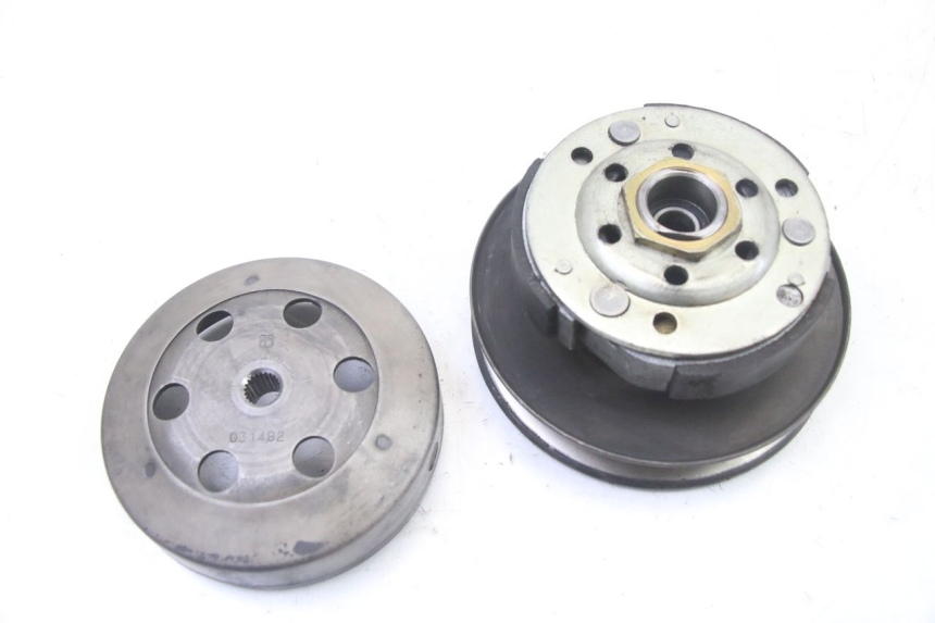 photo de EMBRAYAGE GILERA STALKER 50 (1997 - 2005) - Gros plan technique