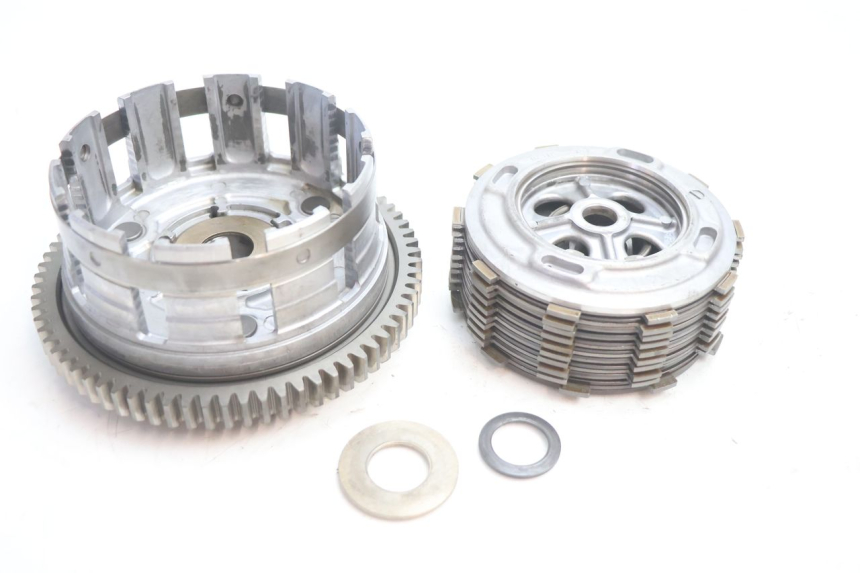 photo de EMBRAYAGE SUZUKI GSF N BANDIT 1200 (2001 - 2005) - Détail de la pièce
