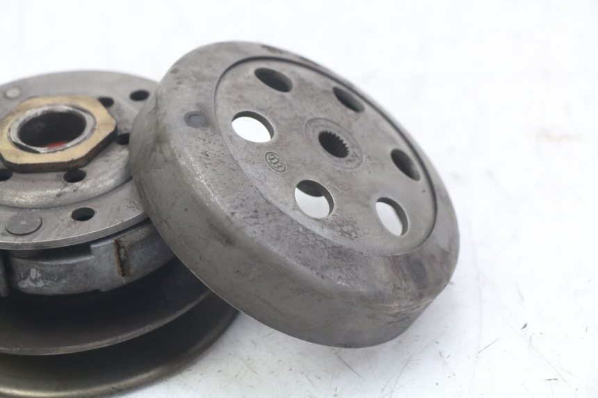 photo de EMBRAYAGE SYM JET EURO X 2T 50 (2003 - 2007) - Autre angle de vue