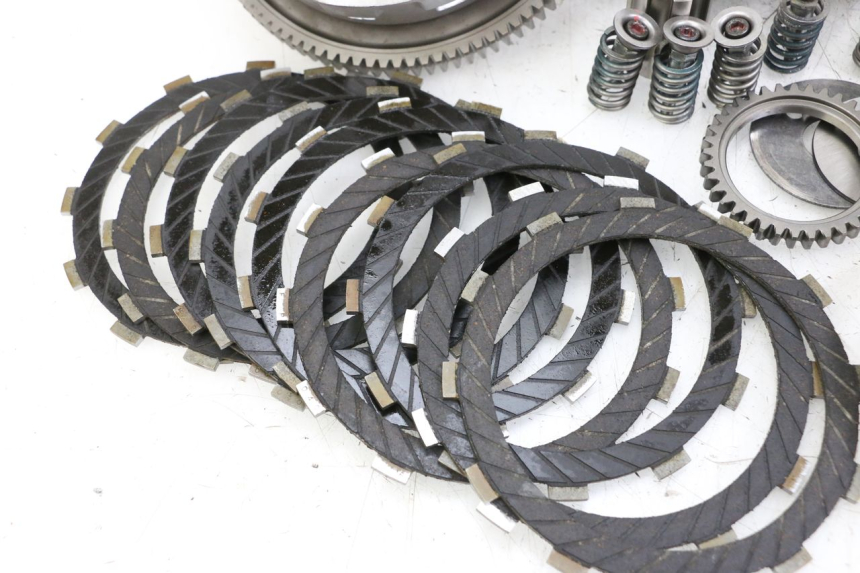 photo de EMBRAYAGE KAWASAKI GTR 1000 (1994 - 2004) - Zoom composants