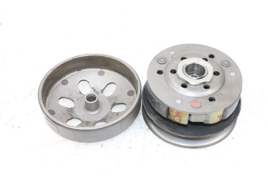 photo de EMBRAYAGE PEUGEOT KISBEE 4T 50 (2018 - 2022) - Vue d’ensemble