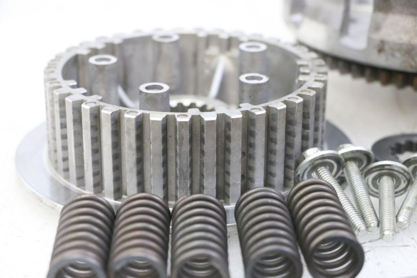 photo de EMBRAYAGE KAWASAKI KX F KXF 450 (2009 - 2011) - Zoom état d’usage