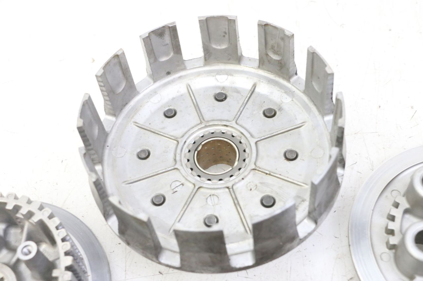 photo de EMBRAYAGE KAWASAKI KX F KXF 450 (2009 - 2011) - Gros plan technique