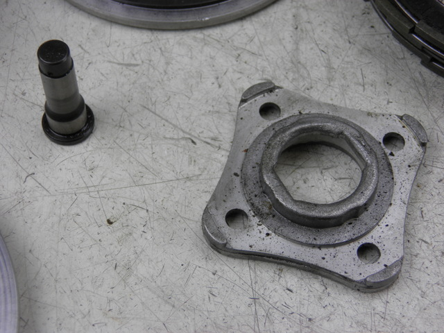 photo de EMBRAYAGE KYMCO QUANNON 125 (2007 - 2014) - Détails caractéristiques