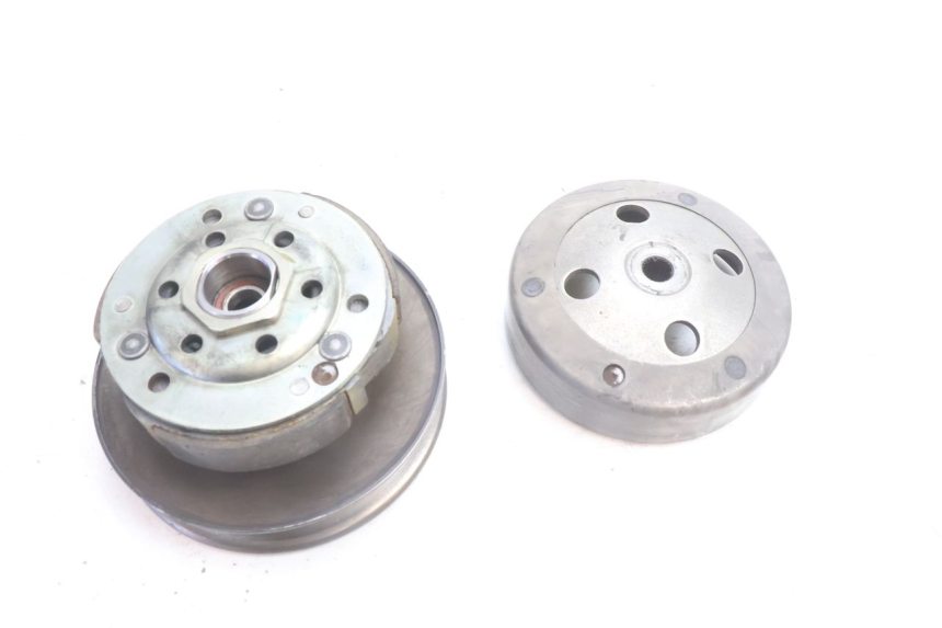 photo de EMBRAYAGE PIAGGIO LIBERTY IGET 4T 50 (2021 - 2025) - Autre angle de vue
