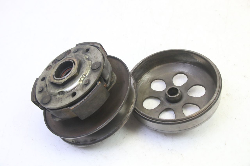 photo de EMBRAYAGE PIAGGIO LIBERTY 125 (1998 - 2008) - Détail de la pièce