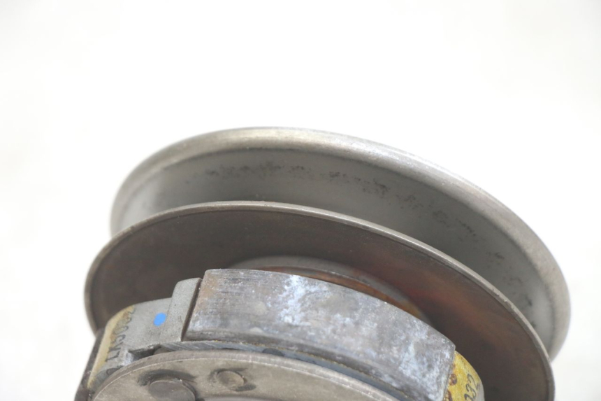 photo de EMBRAYAGE PEUGEOT LUDIX 50 (2005 - 2007) - Gros plan technique