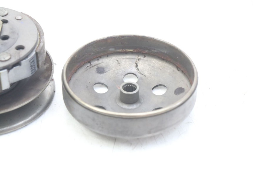 photo de EMBRAYAGE PEUGEOT LUDIX 50 (2005 - 2007) - Gros plan technique