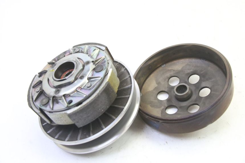 photo de EMBRAYAGE PIAGGIO MP3 HPE 310 (2024 - 2025) - Détail de la pièce