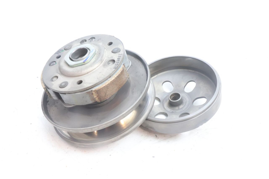 photo de EMBRAYAGE YAMAHA N-MAX NMAX 125 (2021 - 2024) - Vue principale