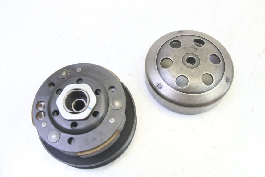 photo de EMBRAYAGE KYMCO LIKE 4T 50 (2019 - 2025) - État de surface