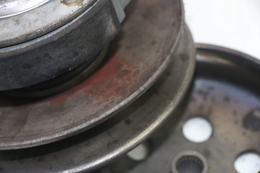 photo de EMBRAYAGE PIAGGIO NEW TYPHOON 50 (2010 - 2017) - État de surface