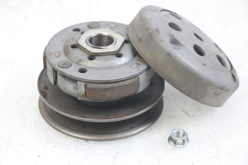 photo de EMBRAYAGE SYM ORBIT 2 TS 2T 50 (2011 - 2016) - Vue principale