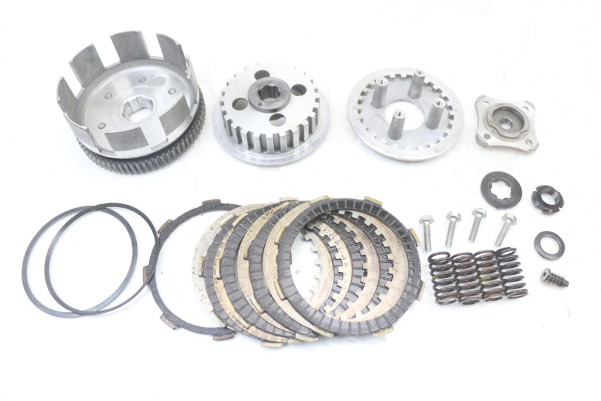 photo de EMBRAYAGE REGAL RAPTOR SPYDER 125 (2010 - 2018) - Vue principale