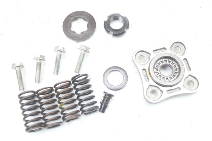 photo de EMBRAYAGE REGAL RAPTOR SPYDER 125 (2010 - 2018) - Zoom composants