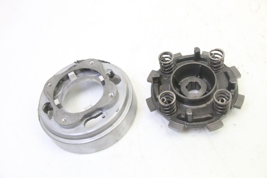 photo de EMBRAYAGE APOLLO RFZ 125 - Détail de la pièce