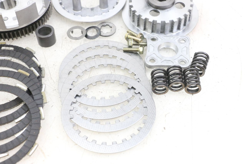 photo de EMBRAYAGE APOLLO RFZ 140 - Vue rapprochée