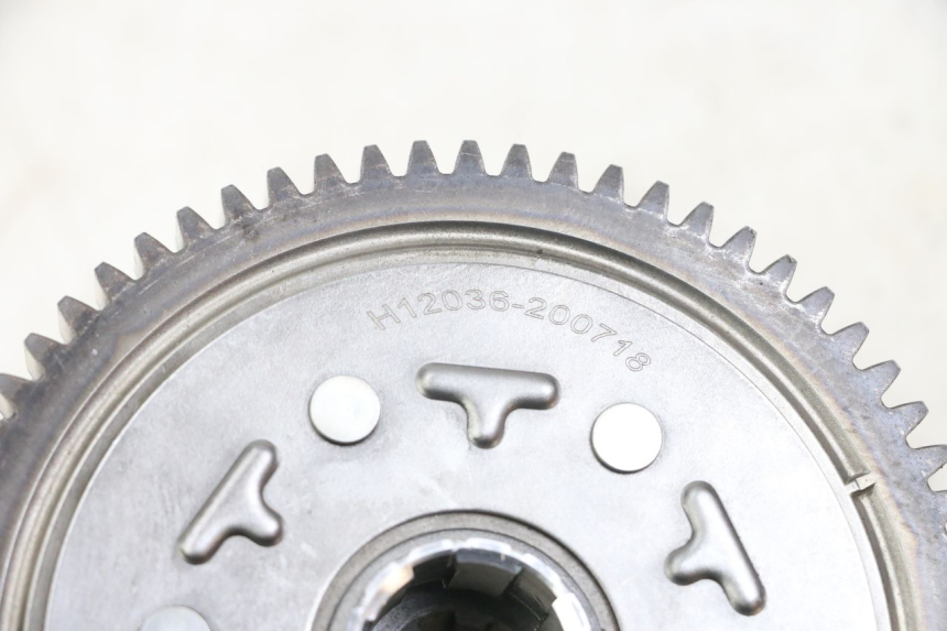 photo de EMBRAYAGE APOLLO RFZ 140 - Autre angle de vue