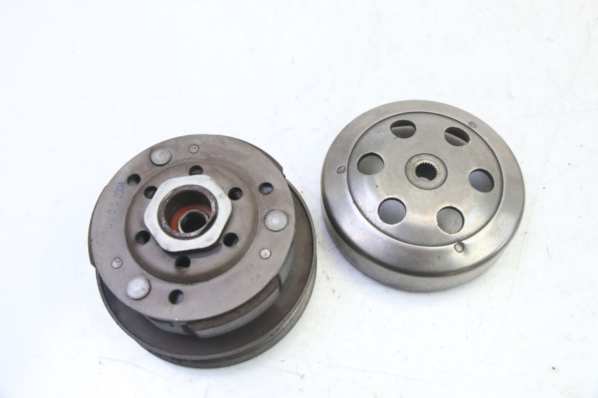 photo de EMBRAYAGE PGO RODOSHOW 2T 50 (2003 - 2007) - Autre angle de vue