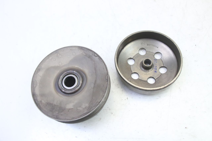 photo de EMBRAYAGE PGO RODOSHOW 2T 50 (2003 - 2007) - Gros plan technique