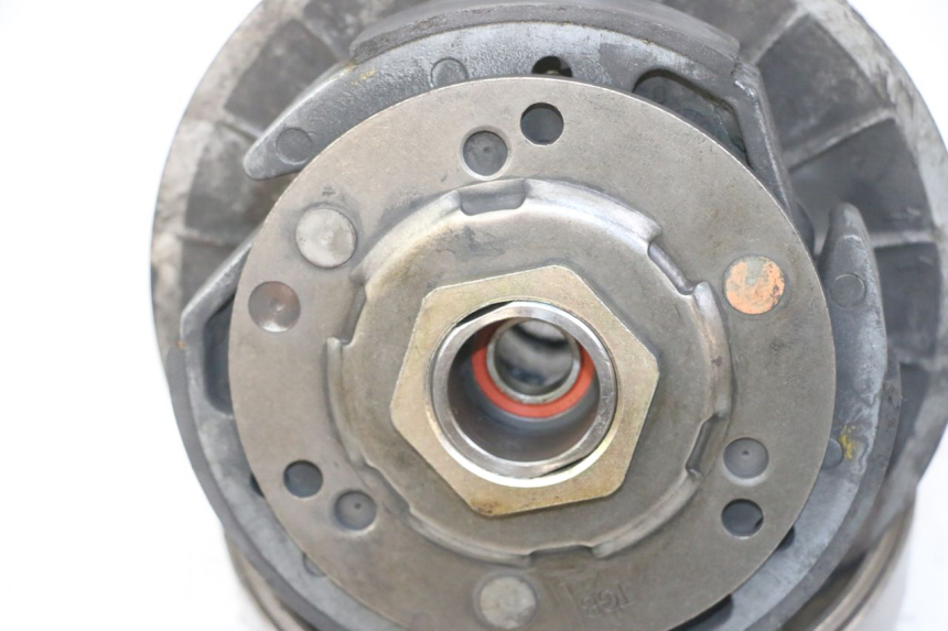 photo de EMBRAYAGE PEUGEOT SATELIS COMPRESSOR K15 125 (2006 - 2009) - Points de fixation