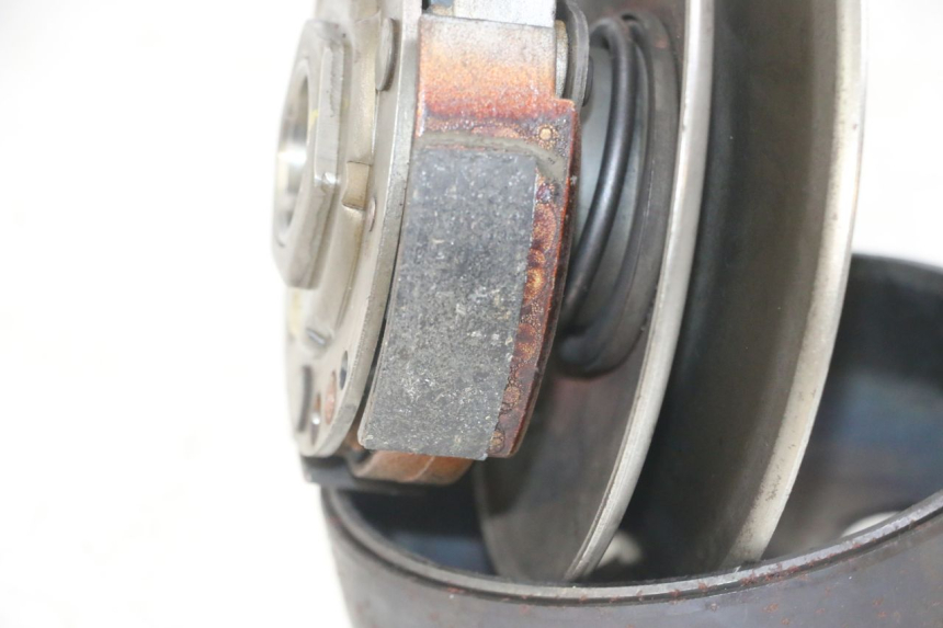 photo de EMBRAYAGE PEUGEOT SATELIS 125 (2013 - 2018) - État de surface