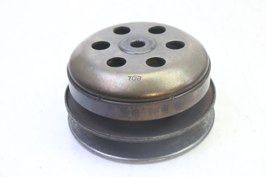 photo de EMBRAYAGE PEUGEOT SATELIS 125 (2006 - 2009) - Gros plan technique